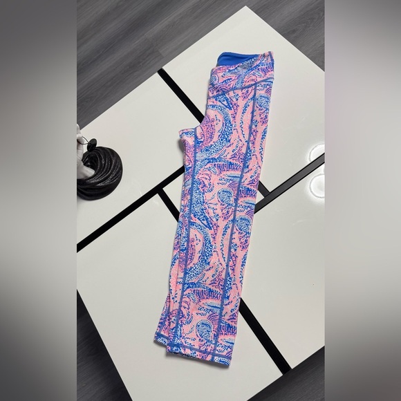 Lilly Pulitzer | UPF 50+ Luxletic 21" Weekender High Rise Crop Legging - Picture 6 of 8